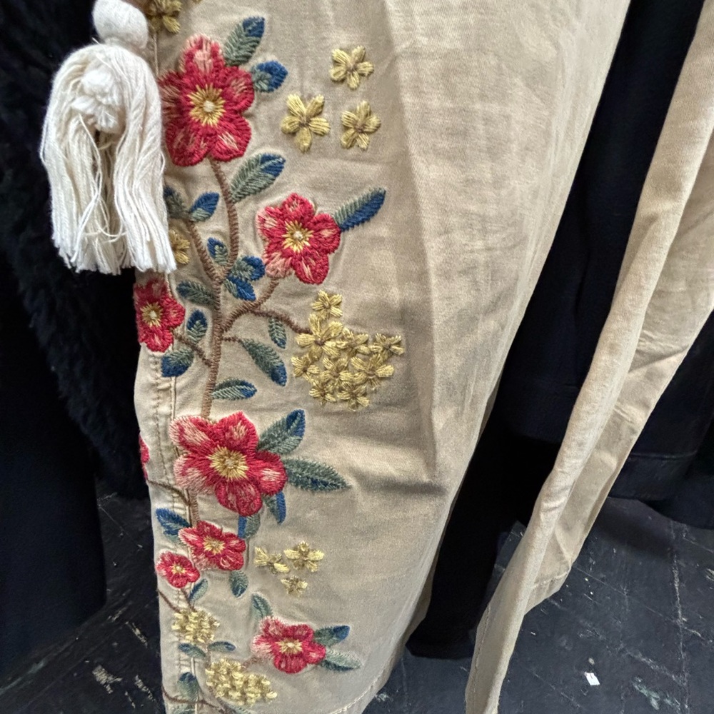 Sundance Primrose Bloom Embroidered Pants with Rope Belt - Picture 4 of 8